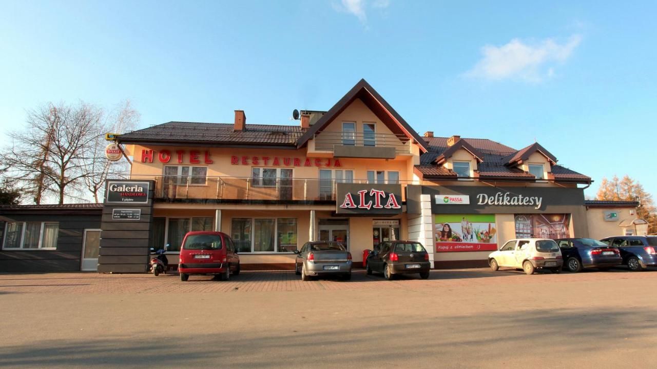 Отель Hotel Alta Brzozów-4